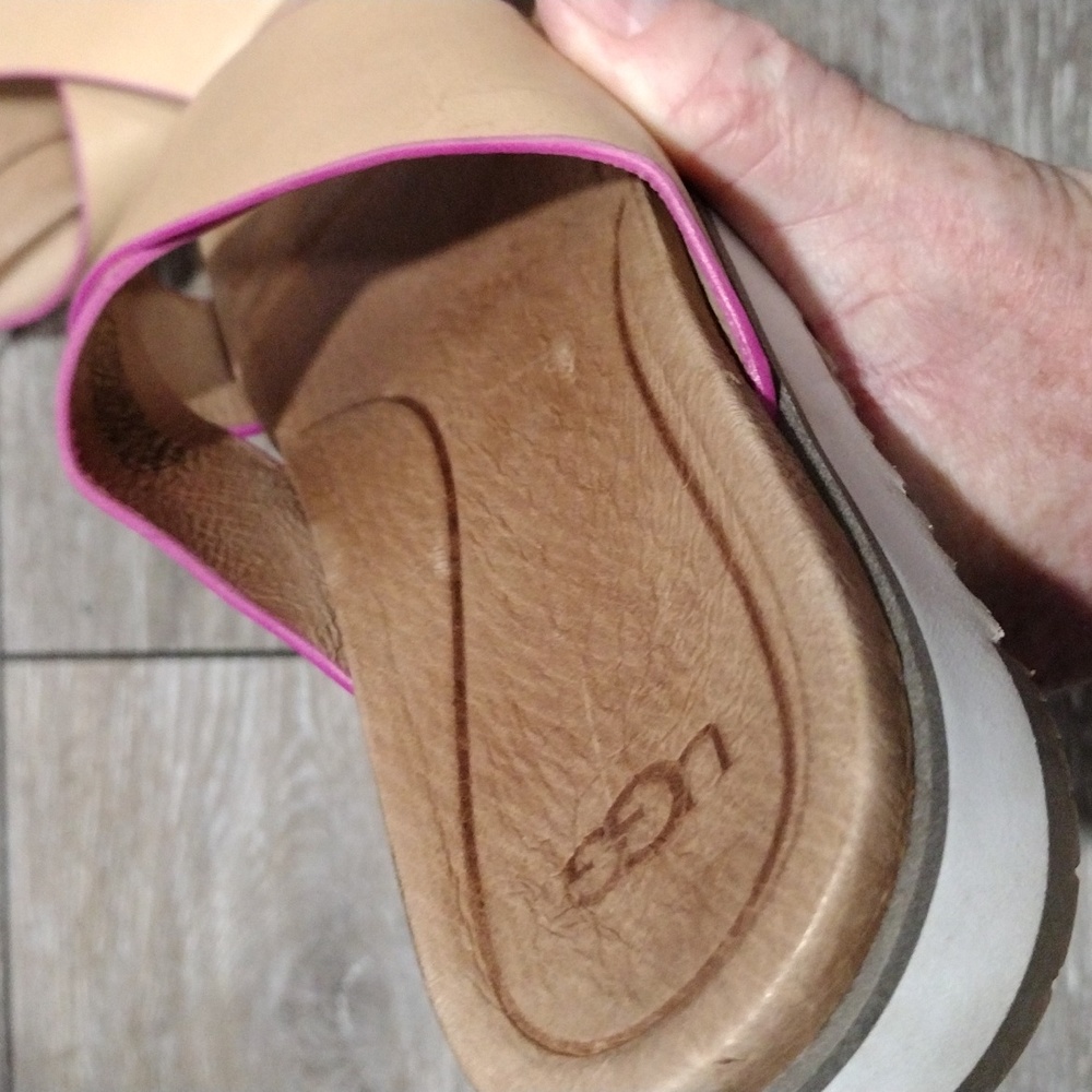 UGG womens light tan leather sandals with purple trim. Size 9 - Picture 6 of 14